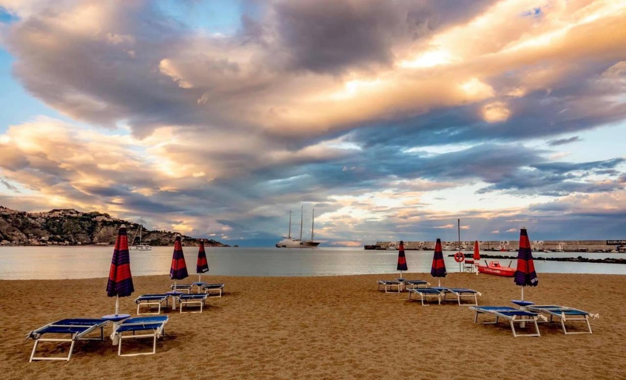 Sensoria Naxos Suites Giardini Naxos Luaran gambar
